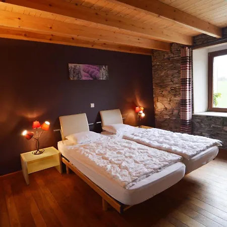 Stunning Holiday Home With Sauna In Neufchateau * Semel