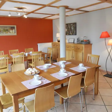 Stunning Holiday Home With Sauna In Neufchateau * Semel